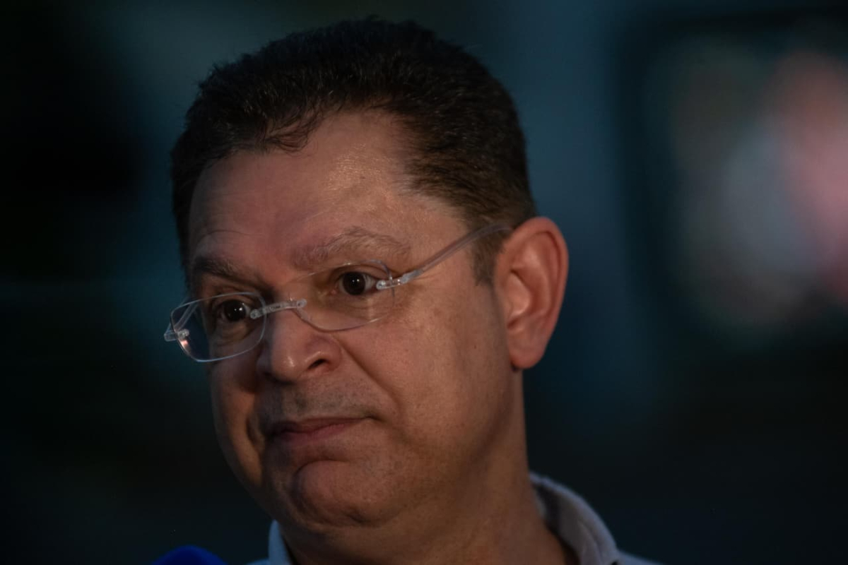 Quanto mais tempo passa, mais ele sente