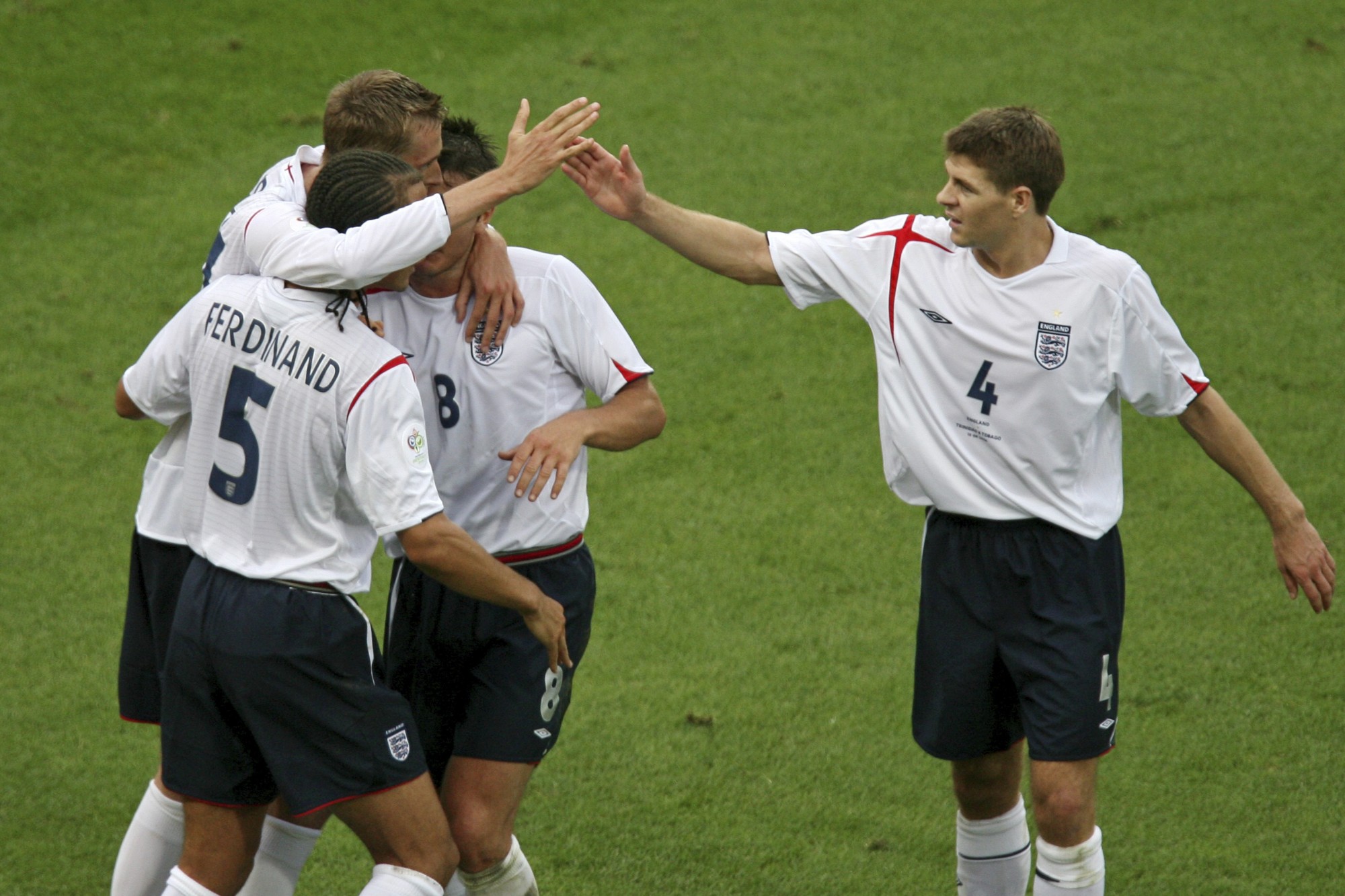 Ídolo da seleção inglesa detona ex-companheiros: “Perdedores egoístas”