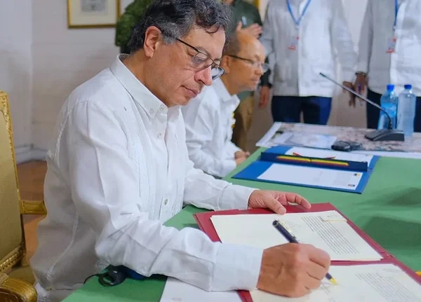 Trump impõe sanções ao presidente da Colômbia, Gustavo Petro