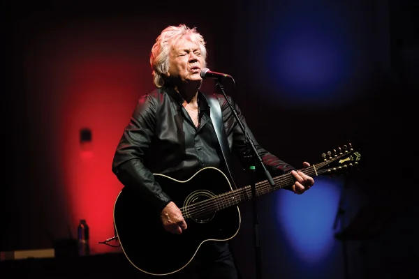 John Lodge, vocalista do The Moody Blues, morre aos 82 anos