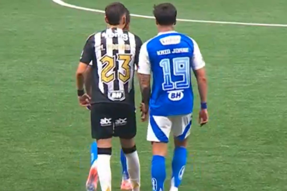 Kaio Jorge é detonado na web após apertar mão quebrada de rival