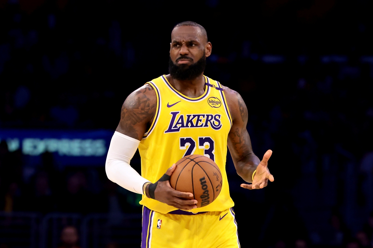LeBron posta vídeo misterioso e acende rumores de aposentadoria. Veja