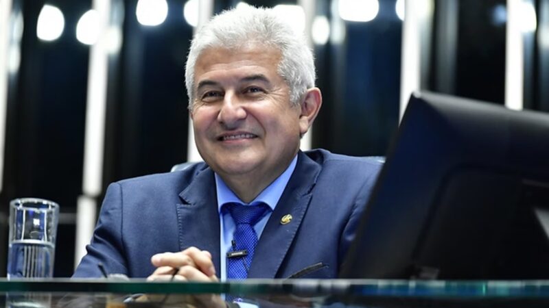 Senador astronauta visita Bolsonaro em prisão domiciliar