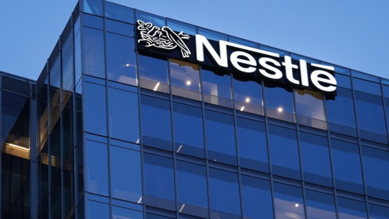 Nestlé anuncia demissões em massa: 16 mil vão perder seus empregos