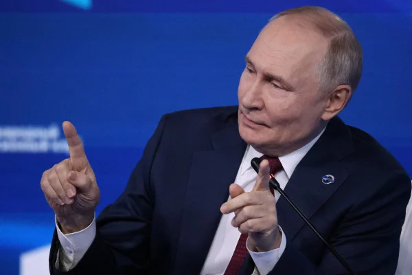 Rússia condena ataques dos EUA e reafirma apoio à Venezuela