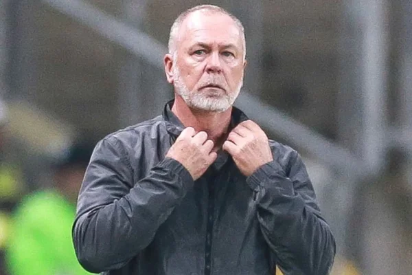 Brasileirão chega ao vigésimo técnico demitido no ano; veja nomes