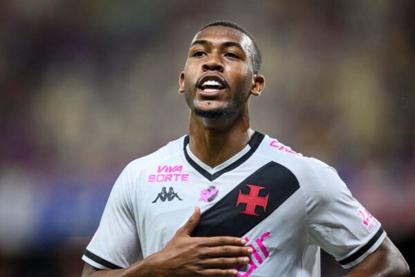 Diniz define jogador do Vasco como “atacante mais completo do Brasil”