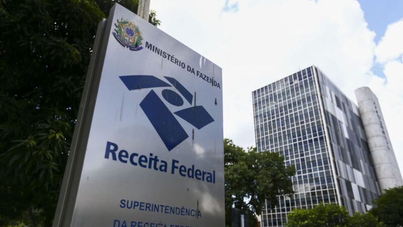 União arrecada R$ 216 bilhões em setembro, maior valor desde 2000
