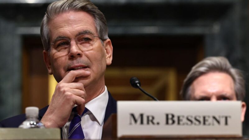 “Há setores da economia em recessão”, diz secretário do Tesouro