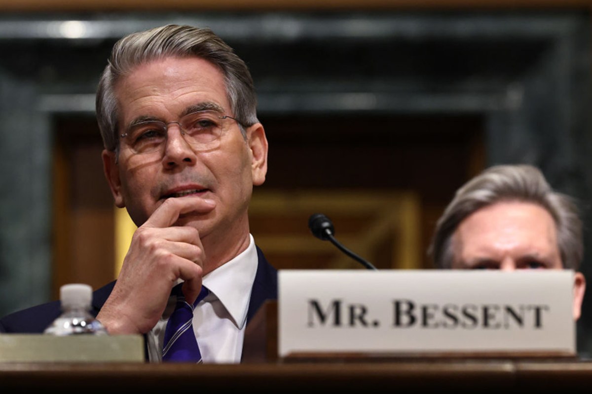 “Há setores da economia em recessão”, diz secretário do Tesouro