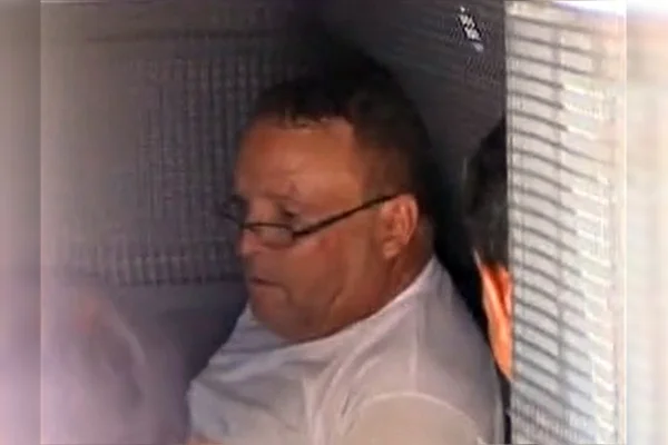 Atacante do Palmeiras recebe aval especial para visitar pai na Papuda