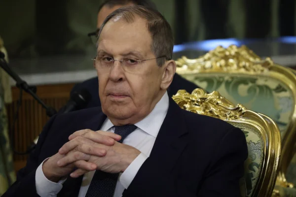 Sergey Lavrov: “Ocidente não negocia em pé de igualdade com a Eurásia”