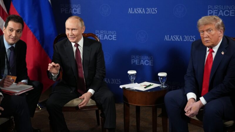 Trump sanciona petrolíferas russas e pressiona por cessar-fogo