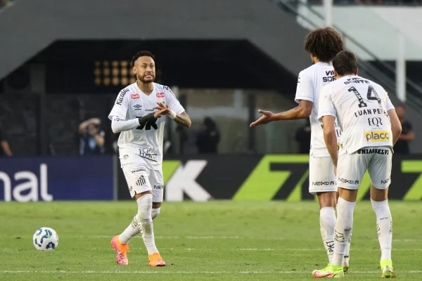 Neymar está fora do clássico contra o Palmeiras. Saiba motivo
