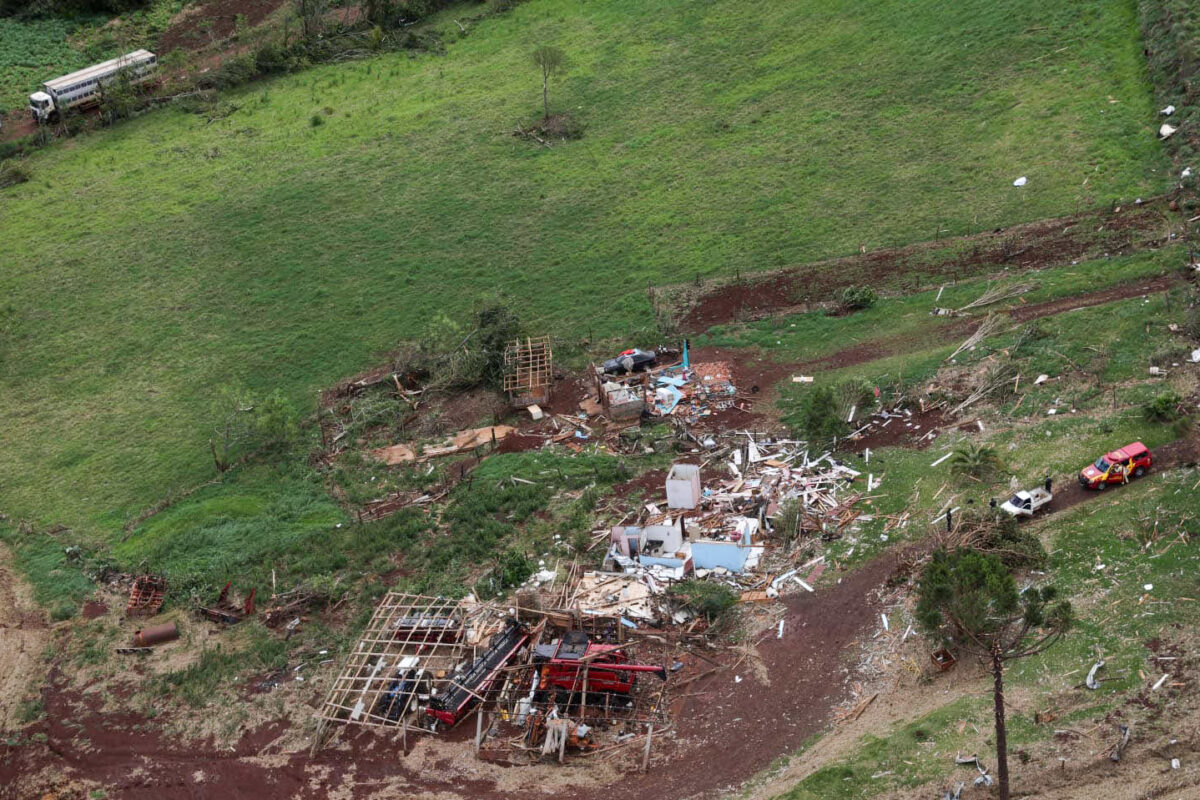 Inmet mantém alerta vermelho para 4 estados. Saiba quais