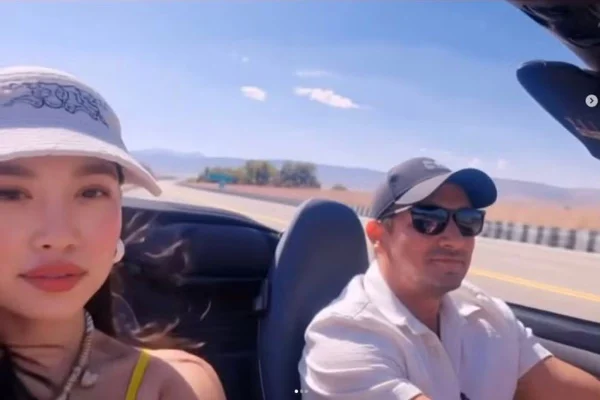 Atriz acusa Jeremy Renner de enviar fotos íntimas sem permissão