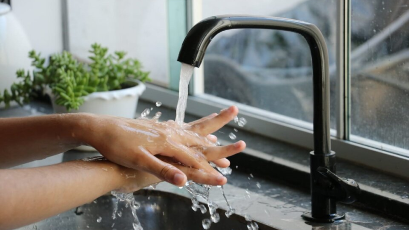 Quem negocia, economiza! Saneago negocia débitos até 30 de novembro