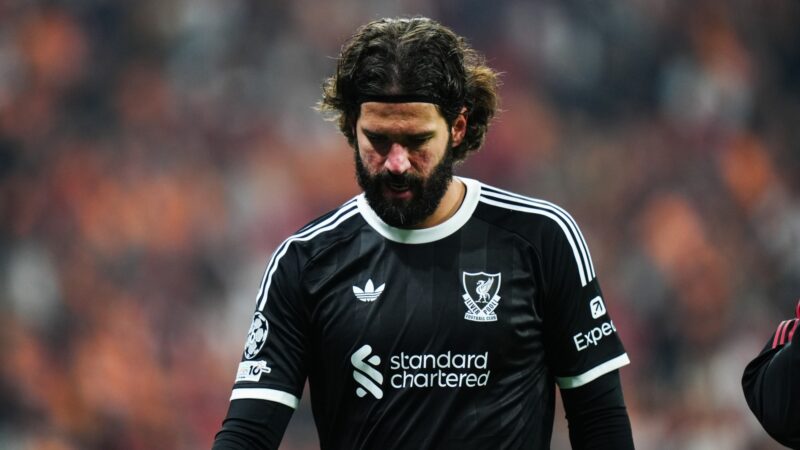 Brasil é o país com mais goleiros indicados à seleção do ano da Fifa