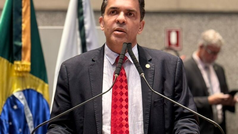 Sancionado projeto de Ricardo Vale que impede cobrança indevida do IPREV