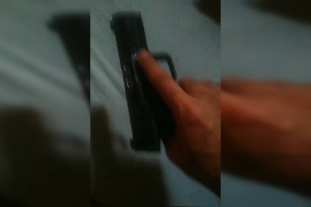 Criminoso do PCC fake ameaçava vítimas de golpe com arma na mão; veja