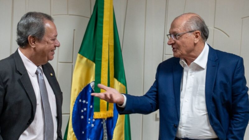 Alckmin discute com CNI suspensão de tarifas e cooperação com EUA