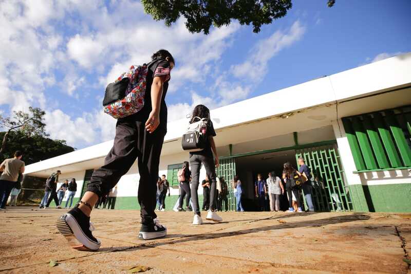 DF tem menor taxa de inscritos da rede pública no Centro-Oeste