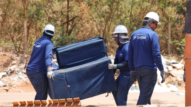 Ação de acolhimento atende 50 pessoas em situação de rua no DF nesta semana
