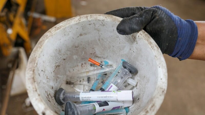 DF registra 1,3 tonelada de canetas emagrecedoras descartadas de forma irregular em lixo reciclável