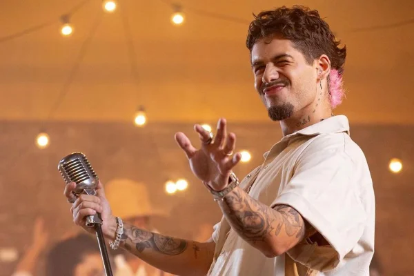 Zé Felipe tem cachê alterado após término com Virginia