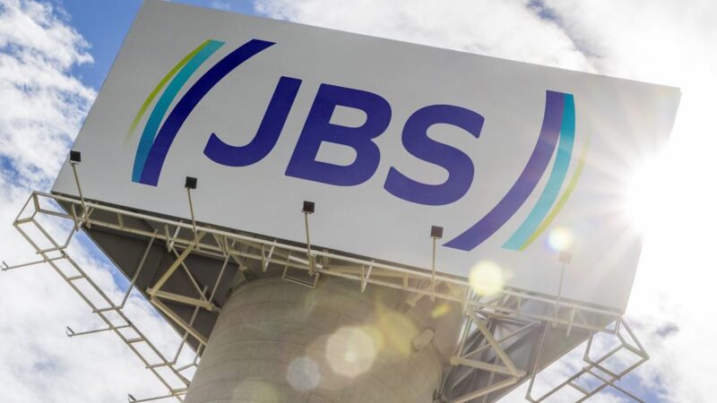 Trump acusa JBS e outros frigoríficos de formação de cartel e pede investigação