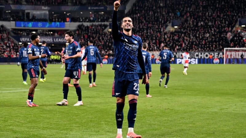 Arsenal iguala recorde centenário após vitória na Champions League