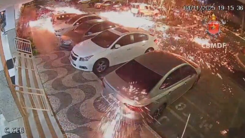 Curto em rede elétrica causa incêndio e assusta moradores do Sudoeste