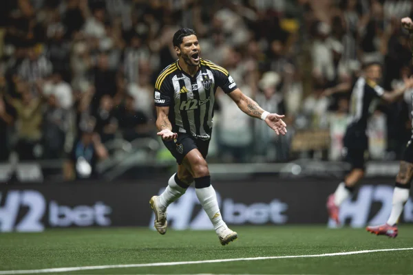 Hulk atinge marca histórica e Atlético-MG vence o Bahia por 3 x 0