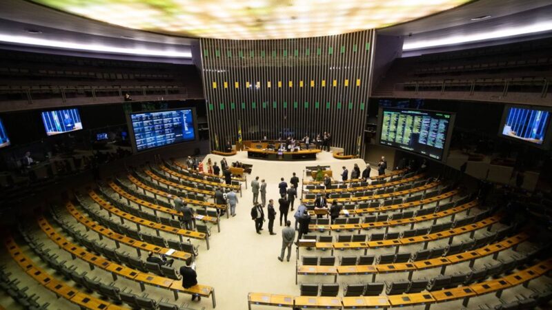 Policial penal dispara arma acidentalmente na Câmara dos Deputados