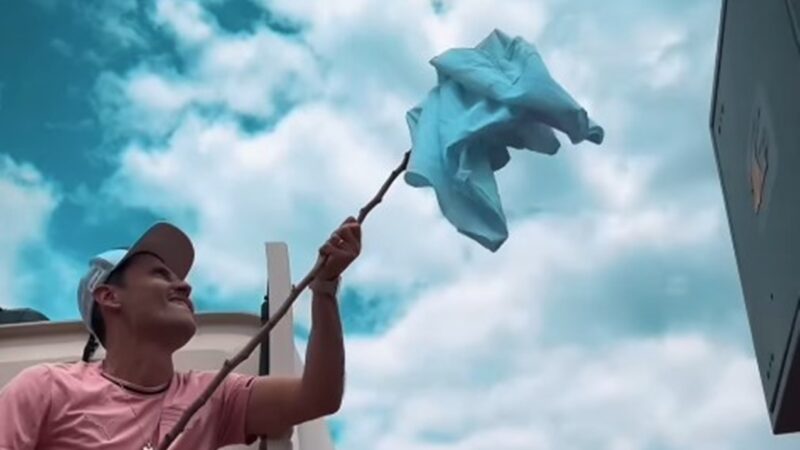 Cleitinho critica falta de sinalização e cobre radar em rodovia