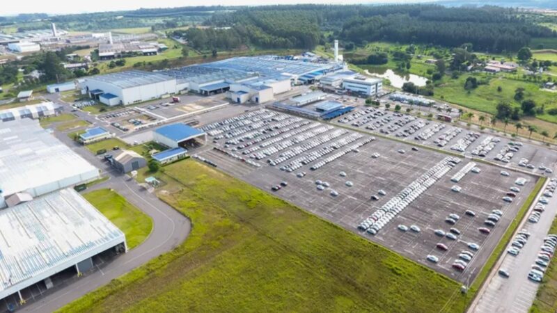 Depois de 40 dias, Toyota retoma produção de veículos híbridos em SP