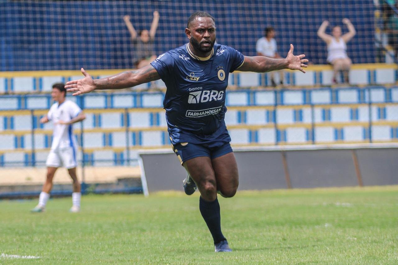 Paranoá vira duas vezes e vence o Real Brasília