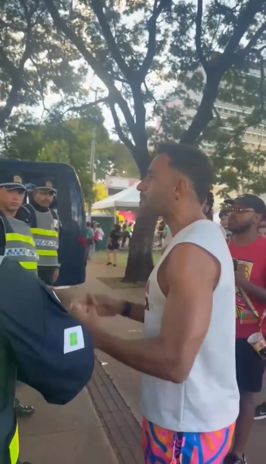 Deputado Fábio Félix contesta versão da PMDF e reforça agressão durante bloco de carnaval no DF