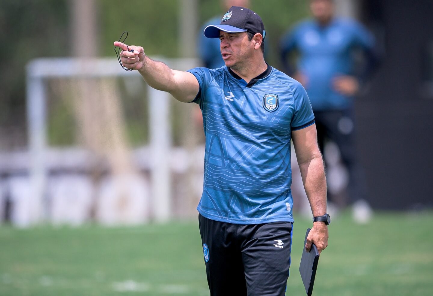 Capital demite Fábio Brostel após queda precoce no Candangão 2026