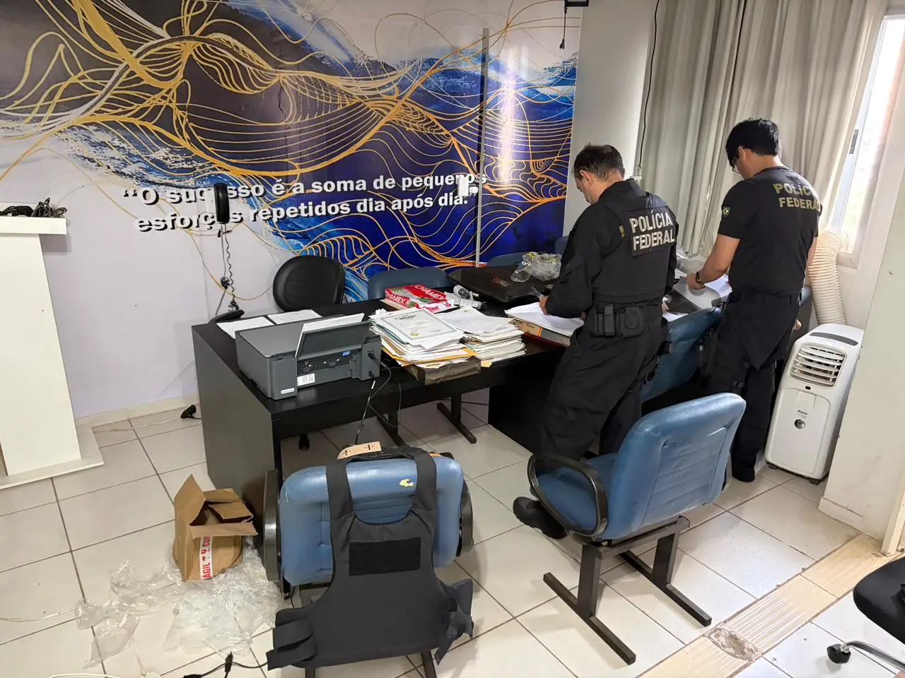 Operação Medalhão investiga venda de diplomas irregulares no DF